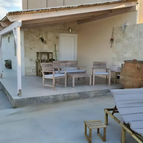 Zoi’s SeaView House